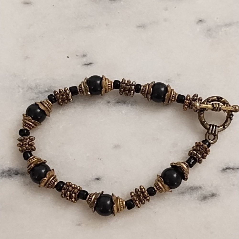 Vintage Bracelet Metal Brass Tone & Black Stone Beads